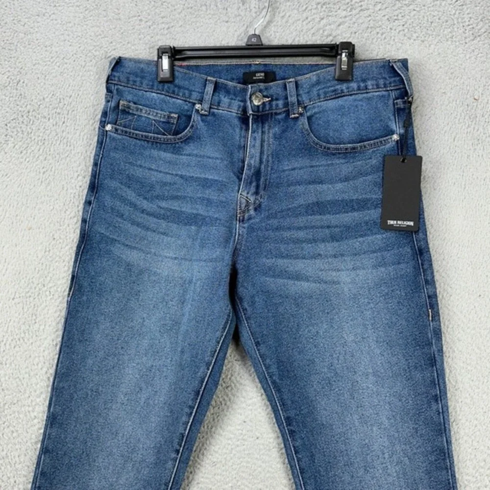 True Religion Men Geno Relaxed Slim Fit Jeans 33 Blue Stretch 5 Pocket Denim NEW